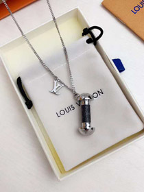 Louis Vuitton LV Letter Dumbbell Necklace-4024  